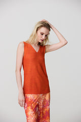 ORANGE TWO-TONE MATTE-SHINY SLEEVELESS SWEATER