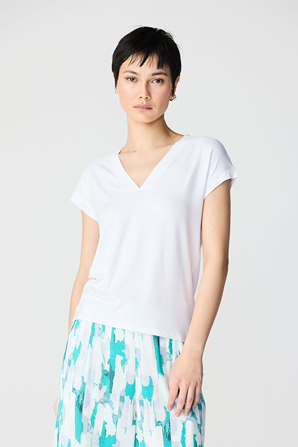 WHITE DROPPED SLEEVE V-NECK BASIC T-SHIRT