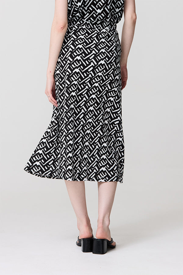 GEOMETRIC PRINT SKIRT