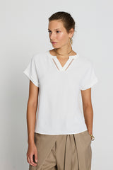 ECRU LOOSE V-NECK DETAIL TOP