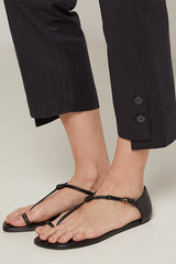 BLACK COTTON CAPRI TROUSERS