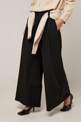 WIDE-LEG TROUSERS