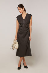 LONG CLOSE-FITTING DRESS