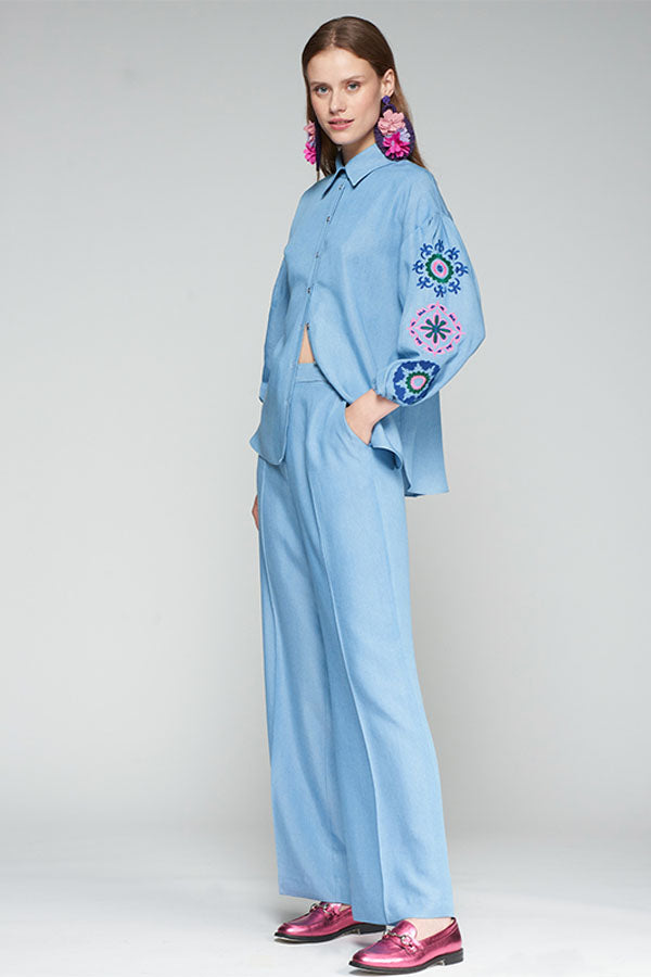 FLORAL EMBROIDERY PUFFED SLEEVE LYOCELL SHIRT