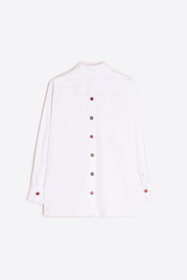 LARGA BOTONES ESPALDA BLANCO STRECH SHIRT