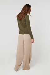 GREEN V NECK T SHIRT