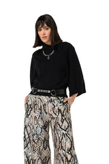BLACK KIMONO SLEEVE SHORT PULLOVER