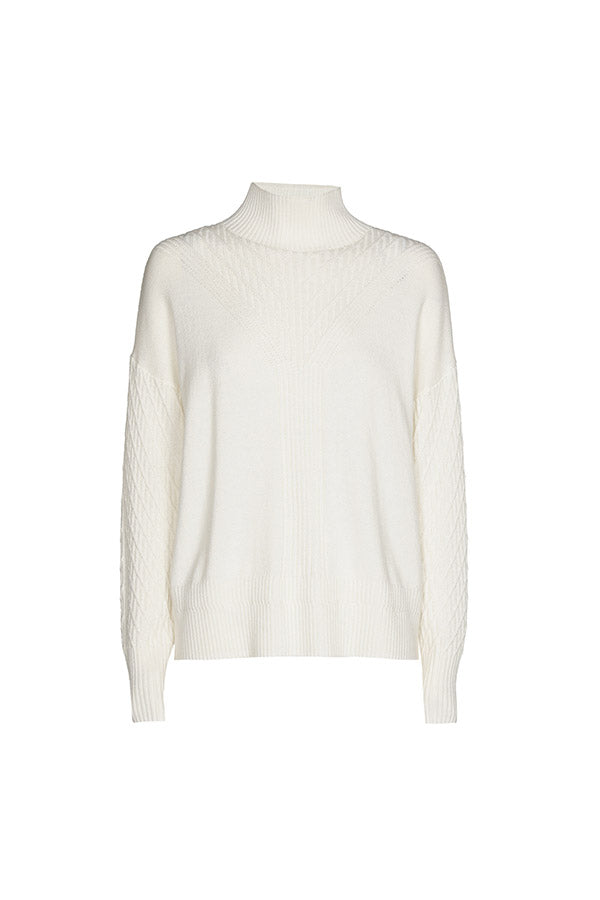 WHITE ROLL NECK PULLOVER