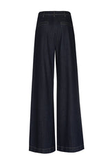 COMFORTABLE DRESSY JEANS