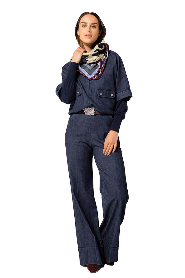 LOOSE-FITTING JEANS
