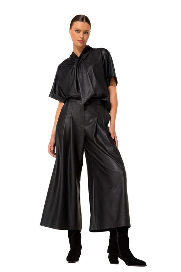 BLACK VEGAN LEATHER CULOTTES