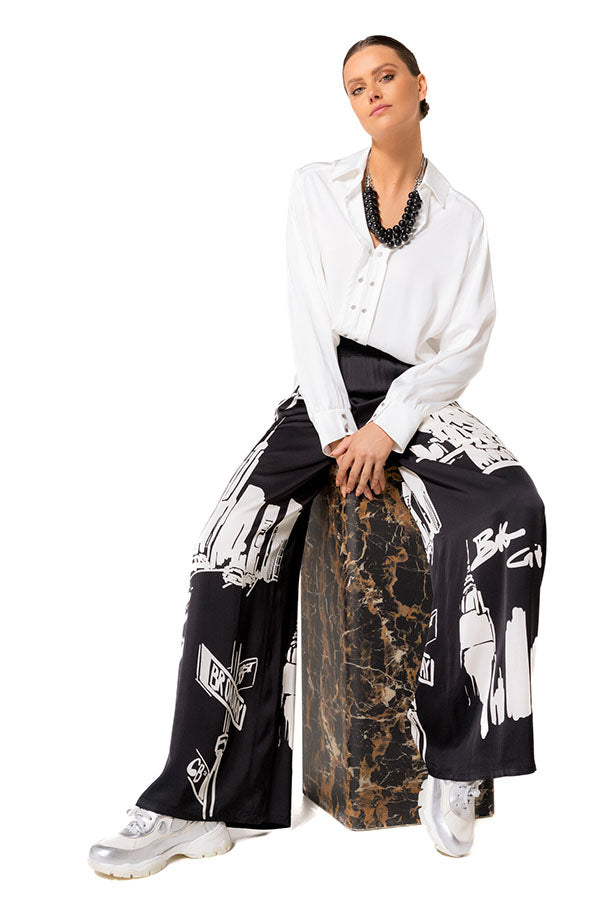 STRAIGHT-FIT BLOUSE