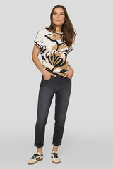 LEAF PRINT GLITTER ACCENTS T-SHIRT