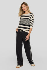 VARYING STRIPED DESIGN SWEATER