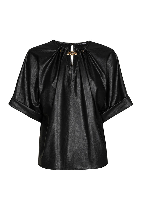 VEGAN LEATHER COMFORTABLE TOP
