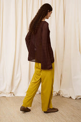 CHOCOLATE AMBER FLOW V-NECK TOP