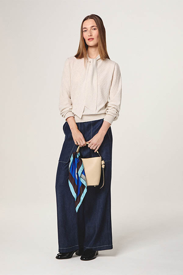 BLUE GEOMETRIC SILK SCARF
