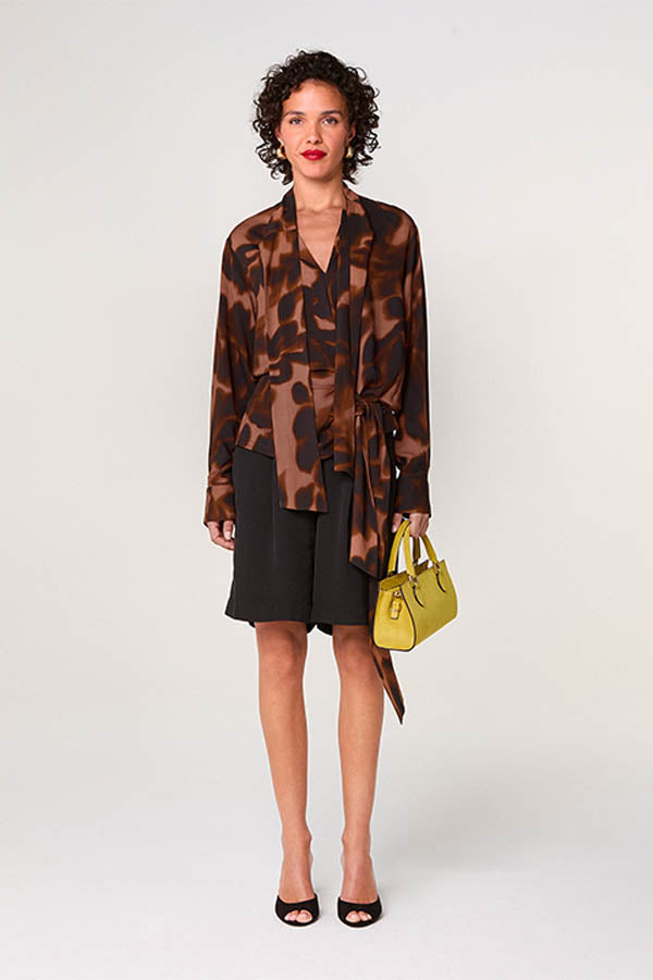 PRINTED LAVALIERE SHIRT