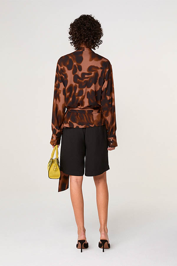 PRINTED LAVALIERE SHIRT
