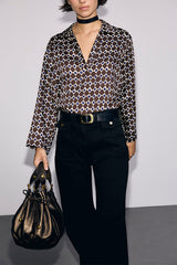 LORRA SHIRT COLLAR GRAPHIC BLOUSE