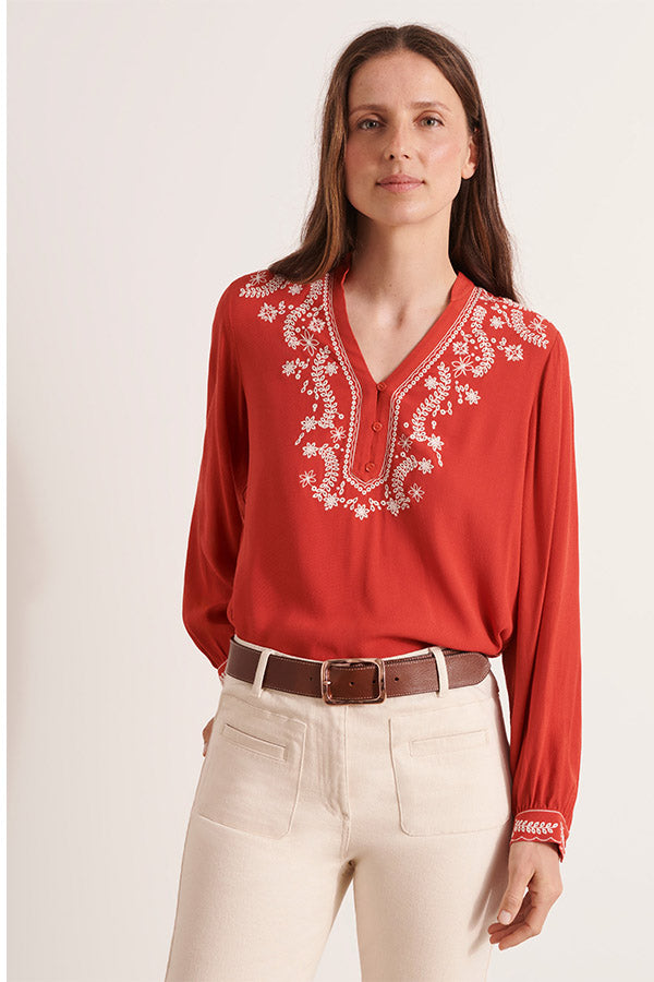 CLEO EMBROIDERED FLUID BLOUSE
