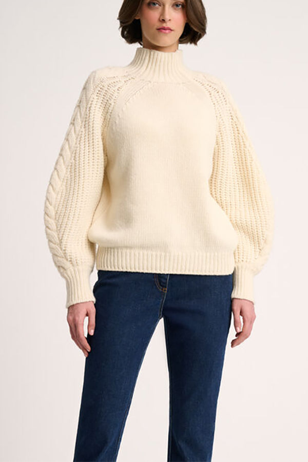 COMITATO CREAM MOCK NECK PULLOVER