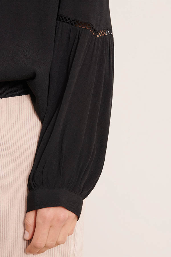 CROQUET FLOWING BLOUSE