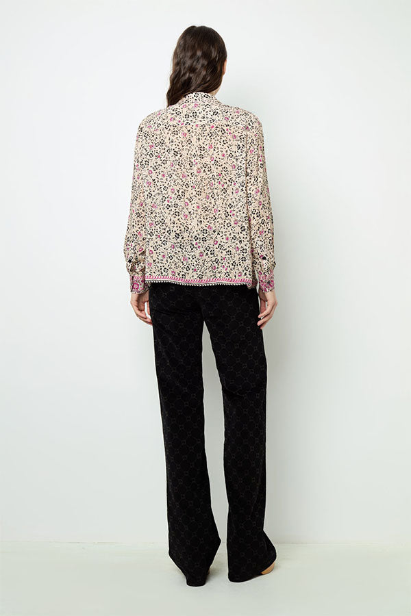 BRIANA SOFT FLORAL BLOUSE