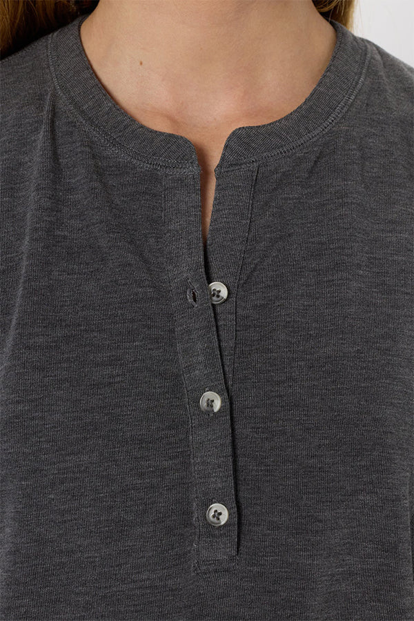 HUGUE HEATHER GREY TUNISIAN COLLAR SLUB T-SHIRT