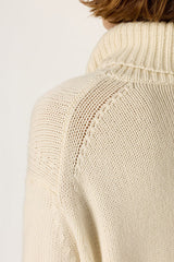 EDANA TURTLENECK CASHMERE SWEATER