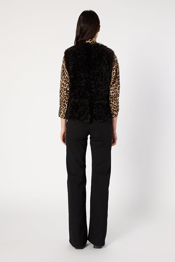 MAELLE SLEEVELESS SHEARLING JACKET