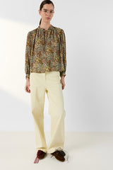 CARINNE FLOWING FLORAL BLOUSE