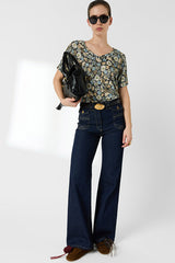 MALINAE FLORAL V T SHIRT