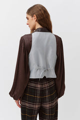 CHOCOLATE SLEEVELESS COW-LEATHER VEST