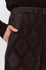 CLEAN WAIST WIDE LEGS FLUID TROUSERS