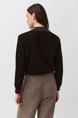 CONTRAST COLLAR KNIT POLO-STYLE