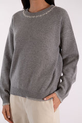 ERIN CREWNECK STITCHES GREY SWEATER