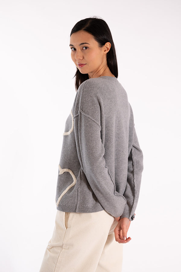 EVE HEARTS EMBROIDERY GREY SWEATER