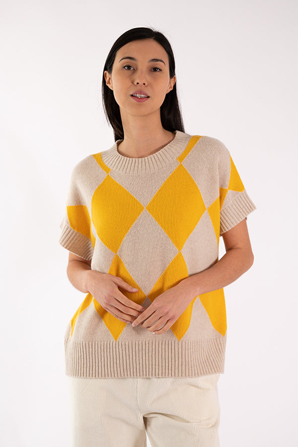 ELSA DIAMONDS YELLOW SHORT SLEEVE SWEATER