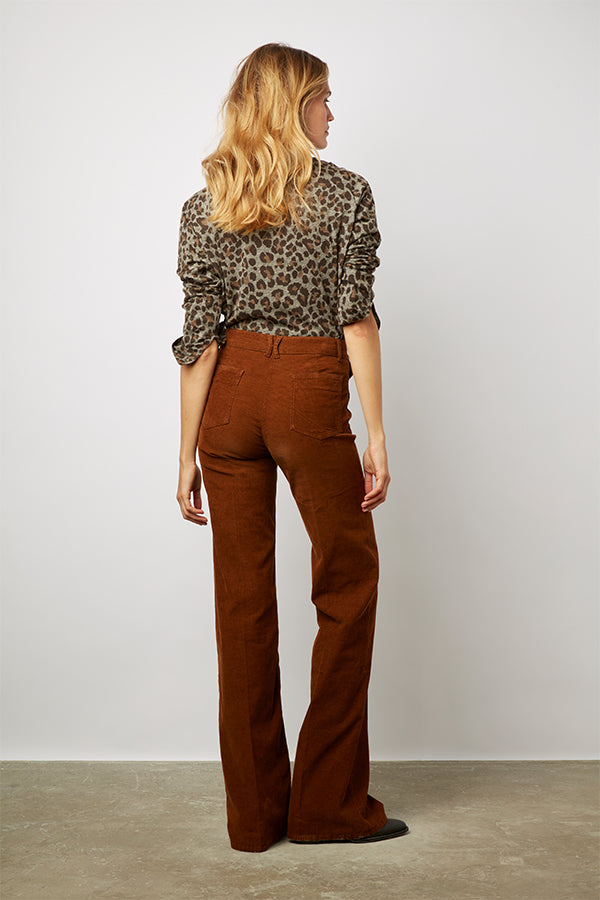 ANNA CAMEL NEEDLECORD FLARED TROUSERS