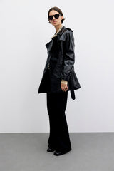 VICKY SHORT PATENT TRENCH COAT
