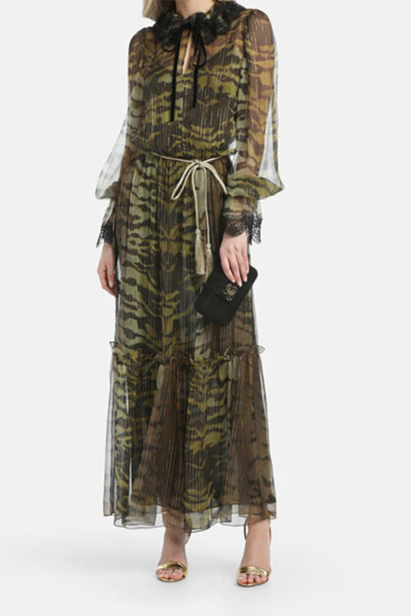 GRAVITA ELEGANT MAXI DRESS
