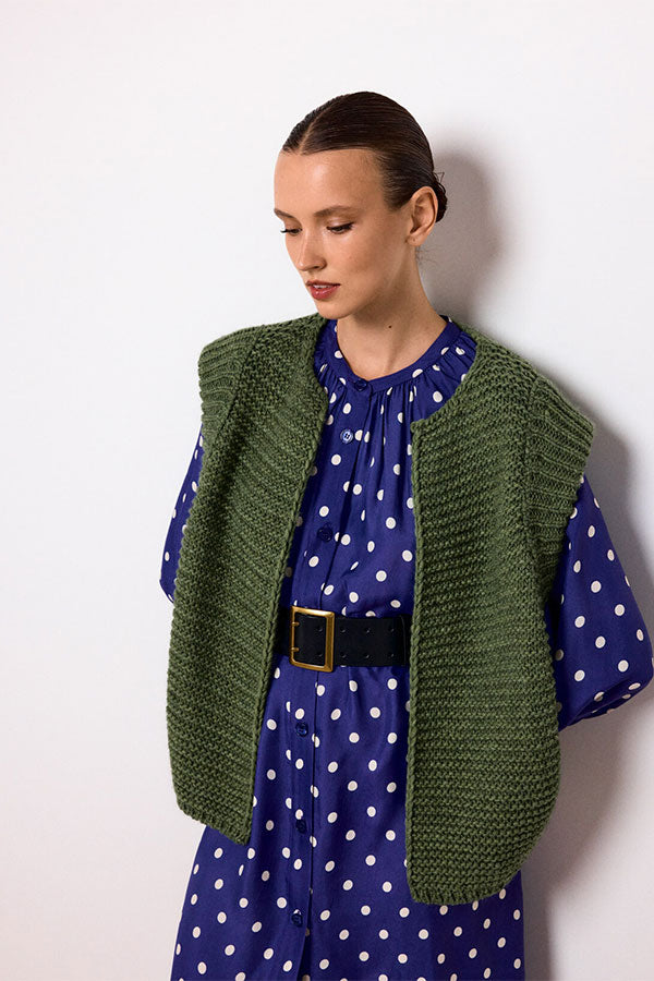 DESIREE GREEN SLEEVELESS SHORT CARDIGAN