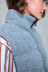 PAOLA GREY SLEEVELESS DOWN JACKET