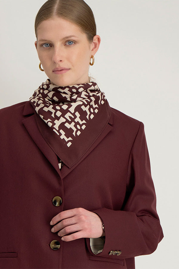 AZEL BURGUNDY PRINTED SQUARE BASE SCARF