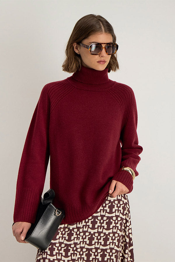 HILDA BURGUNDY TURTLENECK SWEATER