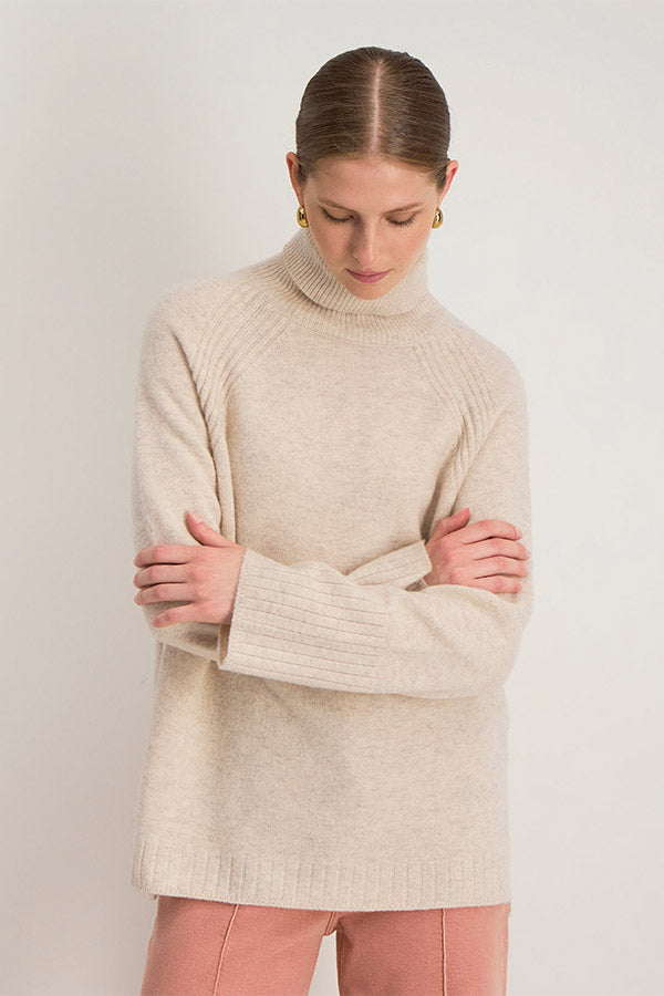 HILDA ECRU TURTLENECK SWEATER