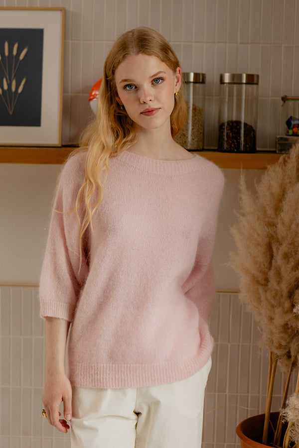 FREYA BABY PINK CREWNECK SWEATER