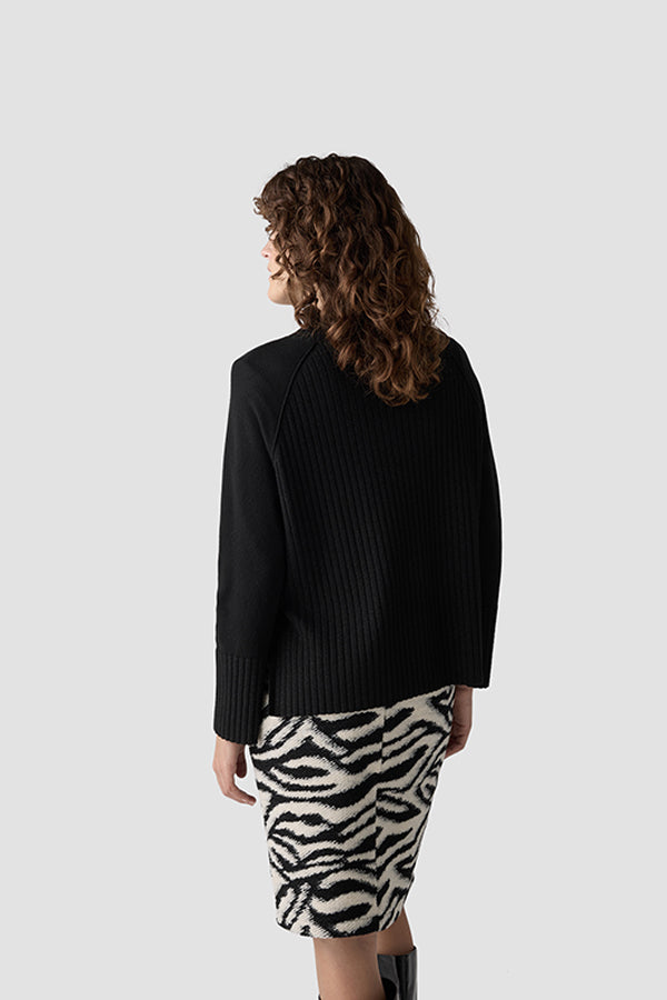 BLACK LONG SLEEVE SHIRT