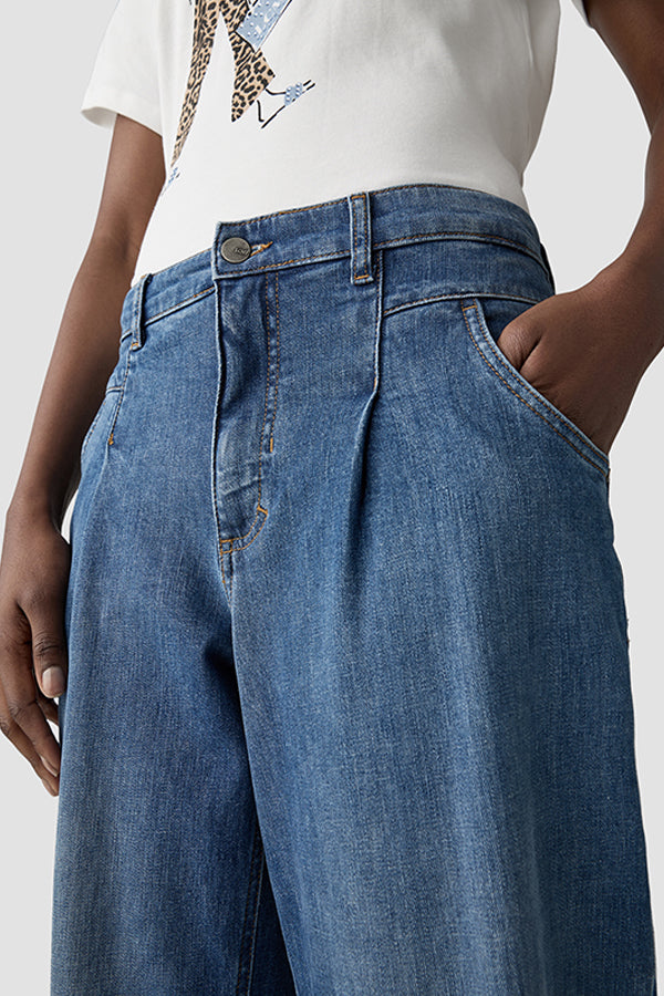 BLUE HIGH WAISTED TAPERED DENIM JEANS